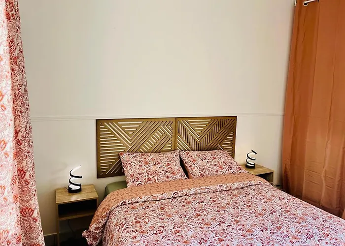 Dalikyda Lolivier Familiale 300m De La Gare Гавр